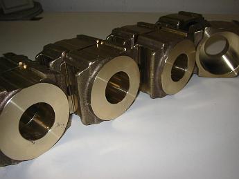 MikadoAxleBoxes3Mar06 005